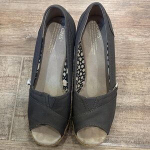 TOMS Women's Charcoal Espadrille Peep Toe Shoes